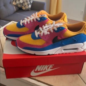 *** Brand new Air Max 90